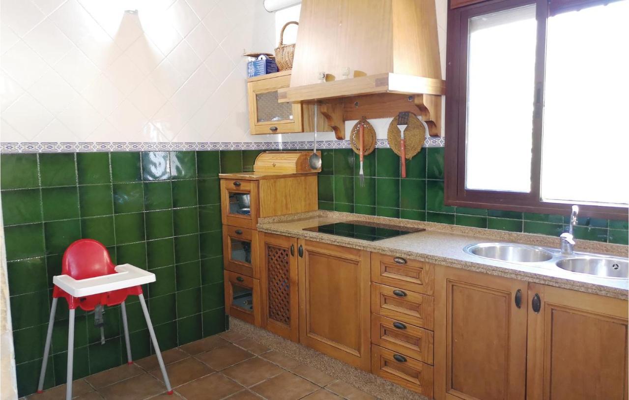Pet Friendly Home In Olvera With Kitchen Exteriör bild